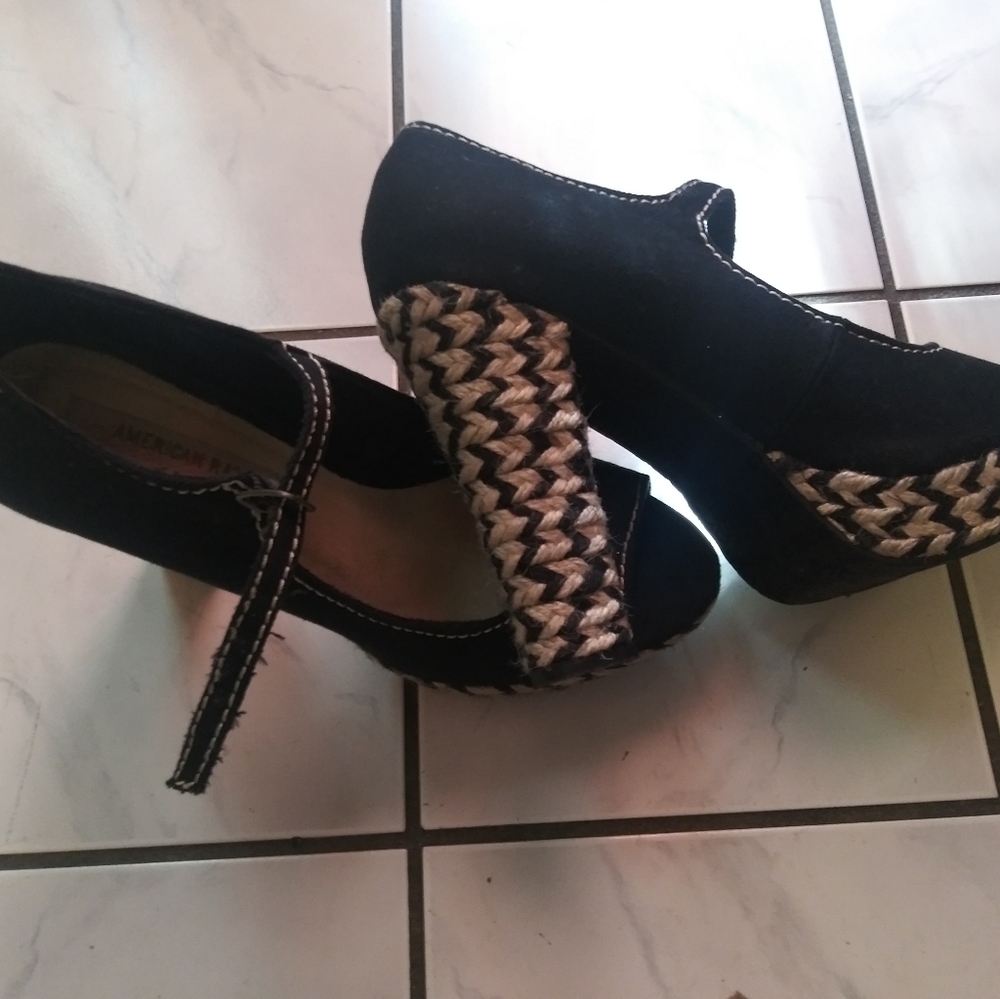 Women's platforms